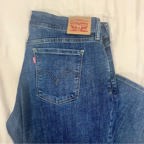 Levi's 505 Straight Jeans Dark Wash - Picture 4 of 7
